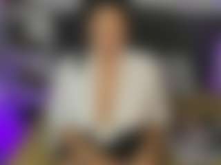Live cam show with roxanne4u - Tittyfuck on sexytreat.net