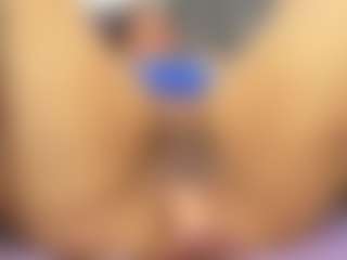 Live cam show with roxanne4u - Big Tits on Camsoda