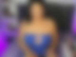 Live cam show with roxanne4u - Tittyfuck on Dare Cams