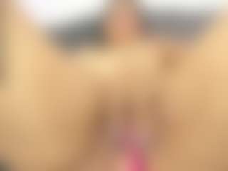 Live cam show with roxanne4u - Hairy Pussy on https://playwithruby.com