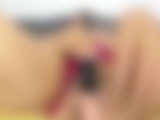 Live cam show with roxanne4u - Lush Brown Hair on crypto-cams