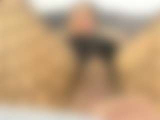 Live cam show with roxanne4u - Brown Hair MILF on Camsoda