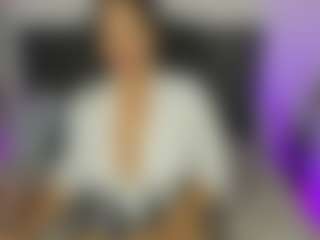 roxanne4u, modelo webcam MILF transmitiendo en vivo