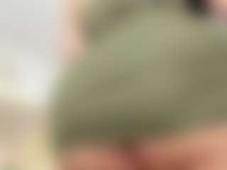 Live cam show with tania-brown01 - Green Eyes on SquirtSoMuch