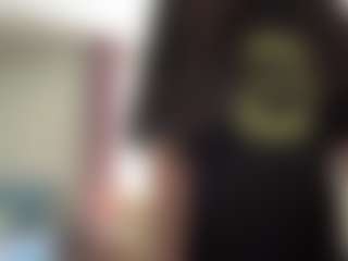 Live cam show with Minji - Brown Eyes Asian on Milfs Live