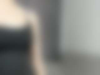 AnnetteUnck's Live Sex Cam Show