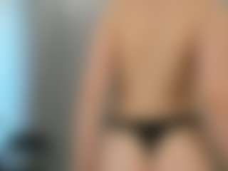 AnnetteUnck's Live Sex Cam Show