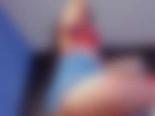 Live cam show with AteneaaRoldanc - White on Milfs Live | colombia