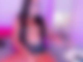 AteneaaRoldanc's Live Sex Cam Show