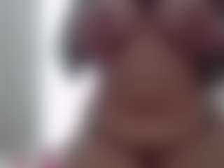 Live cam show with badkitty33 - Nipple Piercings on Soda Cam