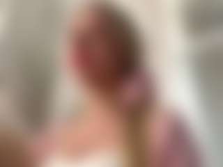 DomitilaMcdavid's Live Sex Cam Show