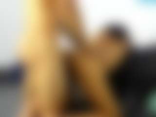 Live cam show with estibenhott02 - Cock Rating on Camsoda