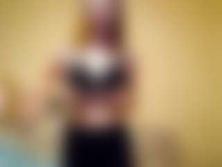 Live cam show with FelicitasZuberbuhler - Red Hair Lush on Camsoda