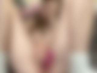 Live cam show with FelicitasZuberbuhler - Amateur on StripNow