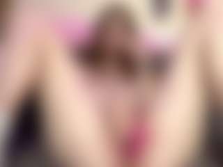 Live cam show with FelicitasZuberbuhler - Red Hair on Camsoda Late Night