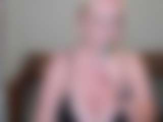 GreenEyesN's Live Sex Cam Show