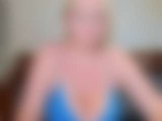 GreenEyesN's Live Sex Cam Show