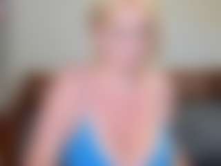 GreenEyesN's Live Sex Cam Show