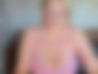 GreenEyesN's Live Sex Cam Show