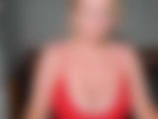 GreenEyesN's Live Sex Cam Show