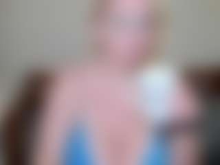Live cam show with GreenEyesN - Flashing on https://playwithruby.com