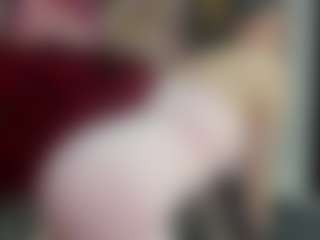 karlahotks's Live Sex Cam Show