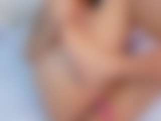 kiarasexy16's Live Sex Cam Show