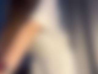 LuveniaRann's Live Sex Cam Show