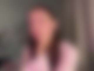 Live cam show with LuveniaRann - New Sexwebcam on livesuperchat.net