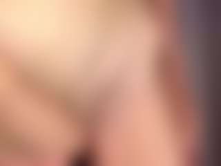 LuveniaRann's Live Sex Cam Show