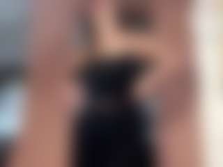 Live cam show with ShavonHomburg - College on AdultVida.com