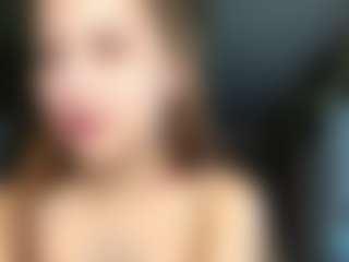 Live cam show with ShavonHomburg - Athletic College on AdultVida.com