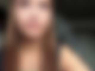 Live cam show with ShavonHomburg - Green Eyes on Mixed Magazine Live
