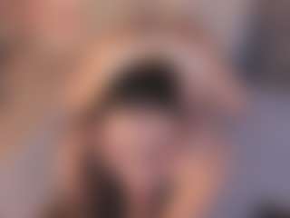 Live cam show with VioletMuller - Average on Hubzter Live