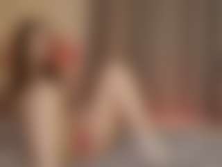 Live cam show with WhimsyFang - Upskirt on AdultVida.com