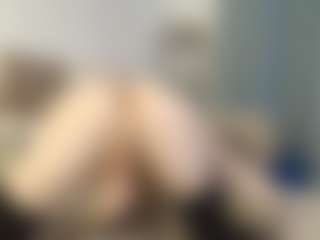 Live cam show with WinterSable - Facial on 1on1-livenow