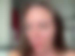 Zavena's Live Sex Cam Show