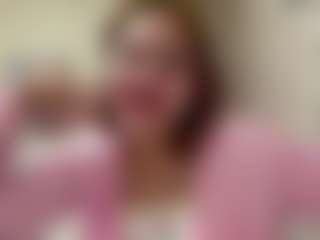 Live cam show with ZelmaPrence - Mature on StripNow