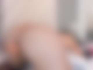 emmawatson-1's Live Sex Cam Show