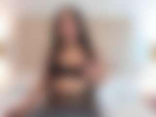 emmawatson-1's Live Sex Cam Show