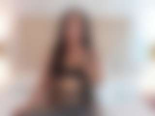 emmawatson-1's Live Sex Cam Show