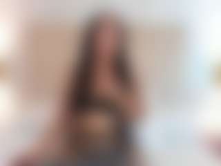 emmawatson-1's Live Sex Cam Show