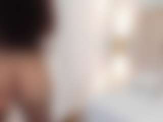 emmawatson-1's Live Sex Cam Show