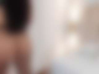 emmawatson-1's Live Sex Cam Show