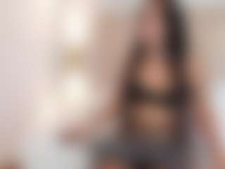 emmawatson-1's Live Sex Cam Show