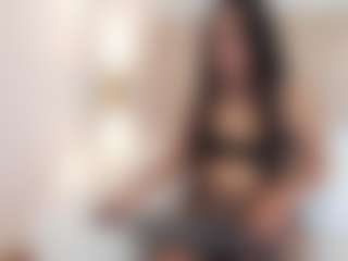 emmawatson-1's Live Sex Cam Show