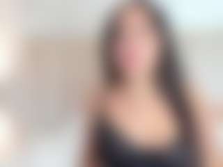 emmawatson-1's Live Sex Cam Show