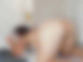 emmawatson-1's Live Sex Cam Show