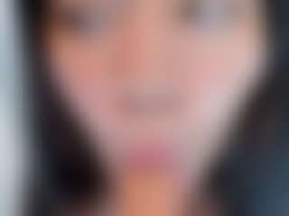 emmawatson-1's Live Sex Cam Show