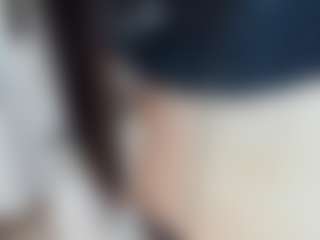 emmawatson-1's Live Sex Cam Show
